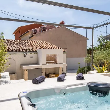 Holiday home Casa Viko Premantura