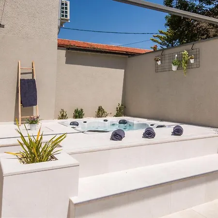 Holiday home Casa Viko